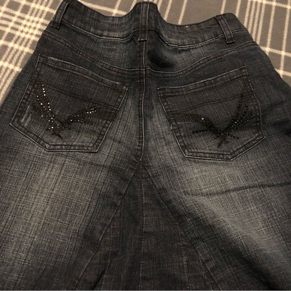 Unique Black Jean Mermaid Flare Skirt Diamanté Accents on back pockets Size 5 - Picture 14 of 16